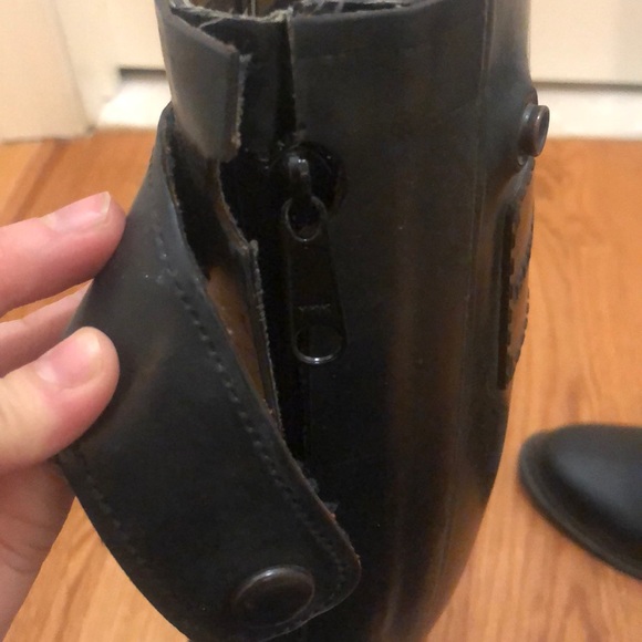 Burberry rain boots - Picture 5 of 7